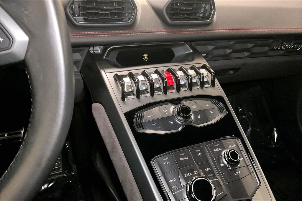 Used 2017 Lamborghini Huracan LP 580-2 image 11