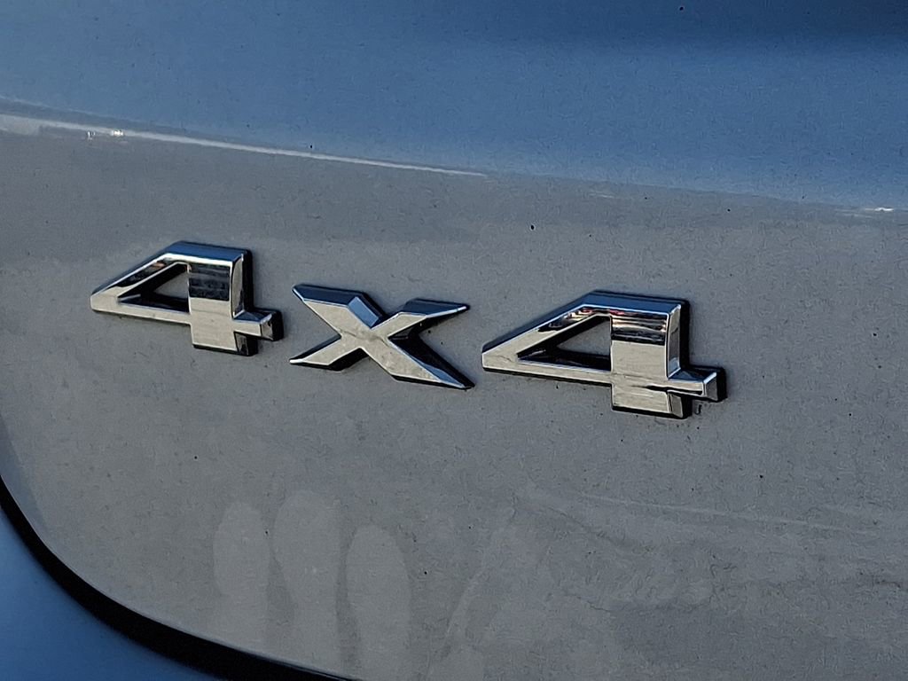 Used 2025 Jeep Compass Limited image 20