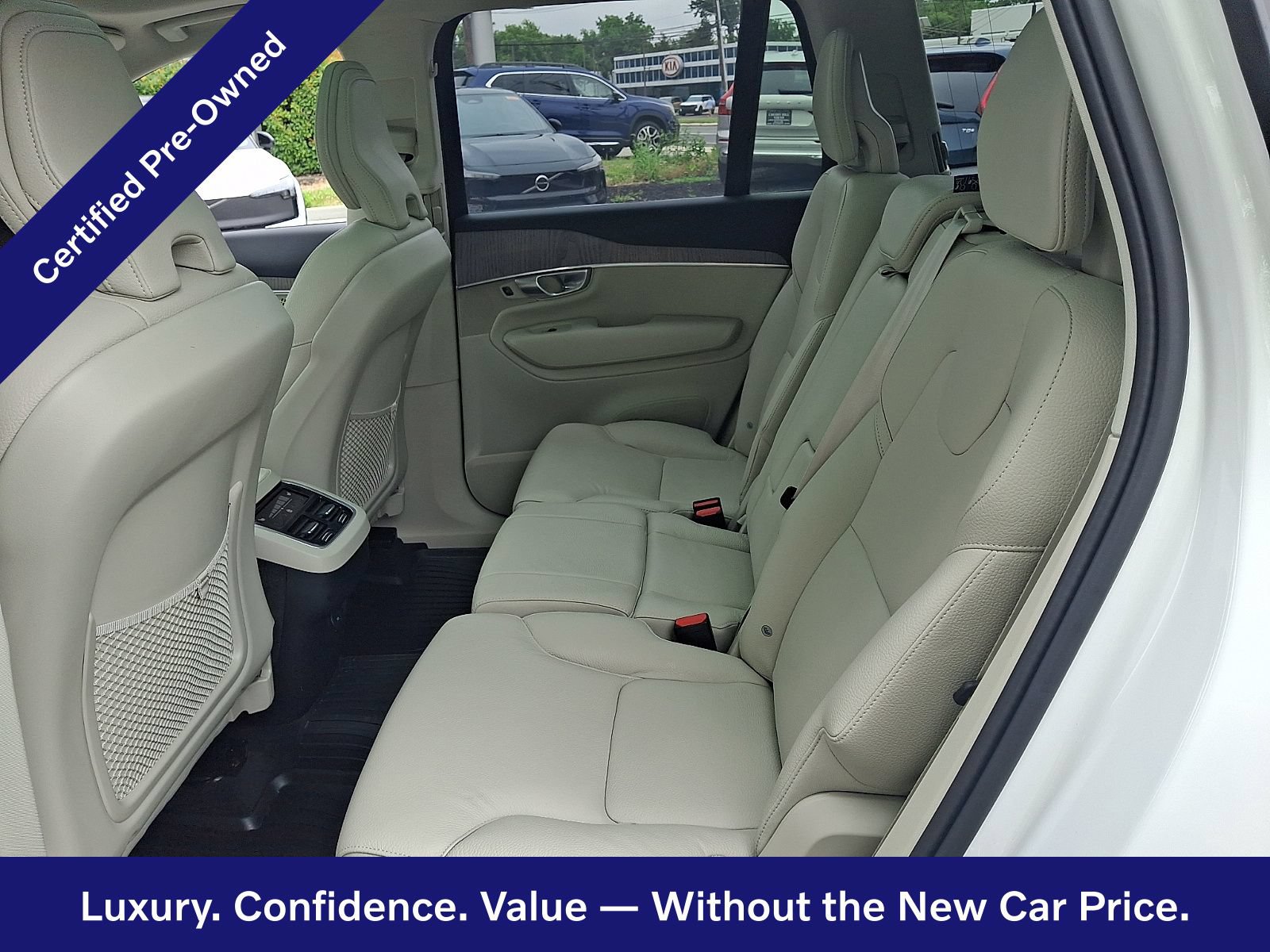 Certified 2024 Volvo XC90 B6 Plus w/ Protection Package Premier AWD/4WD image 11