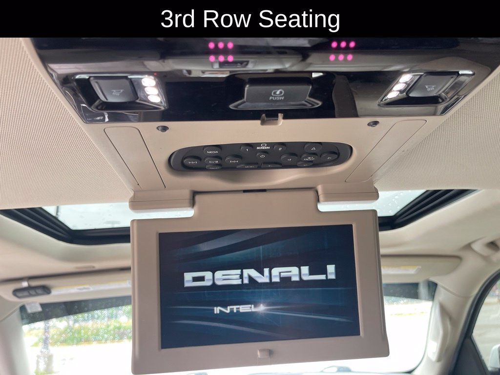 Used 2018 GMC Yukon Denali w/ Open Road Package AWD/4WD image 11