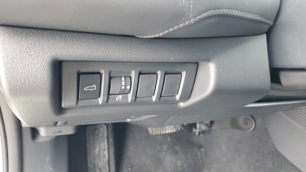 New 2026 Subaru Outback Touring XT image 10