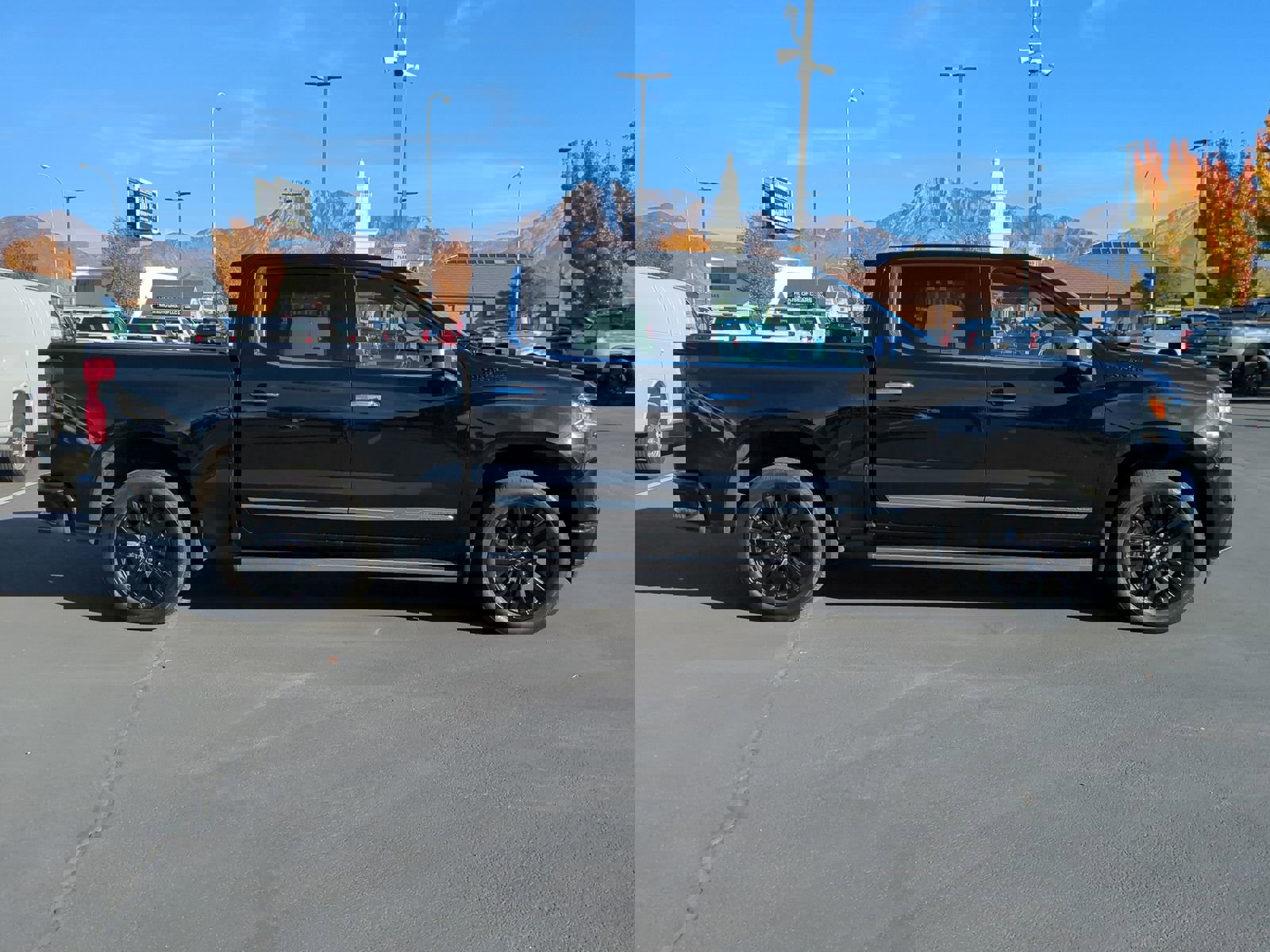 Used 2023 Chevrolet Silverado 1500 High Country w/ High Country Premium Package image 14