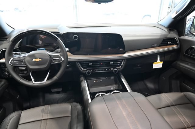 New 2026 Chevrolet Tahoe High Country AWD/4WD image 15