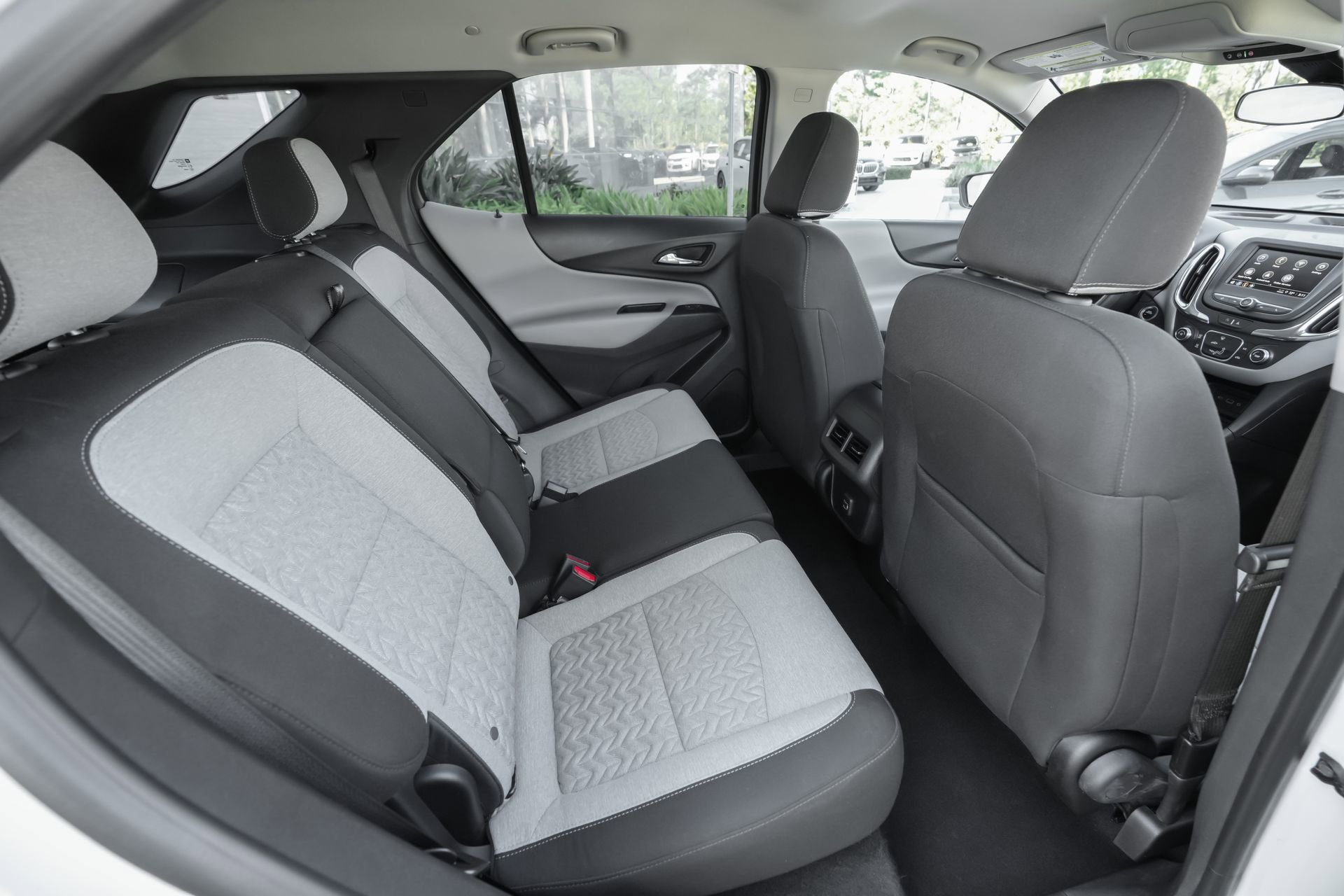 Used 2023 Chevrolet Equinox LS w/ LS Convenience Package image 35