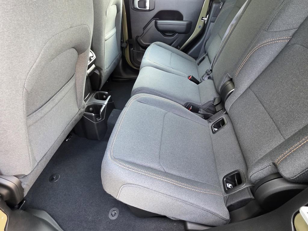 New 2026 Jeep Gladiator Sport image 9