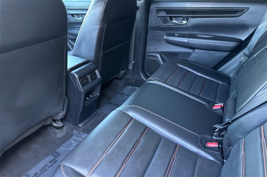 Used 2025 Honda CR-V Sport-L image 11