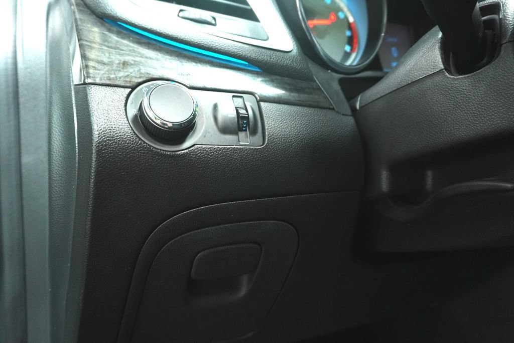 Used 2014 Buick Encore FWD image 21