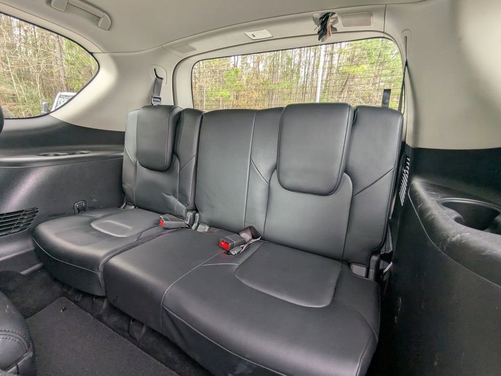 Used 2024 Nissan Armada SL w/ Captain's Chairs Package image 14