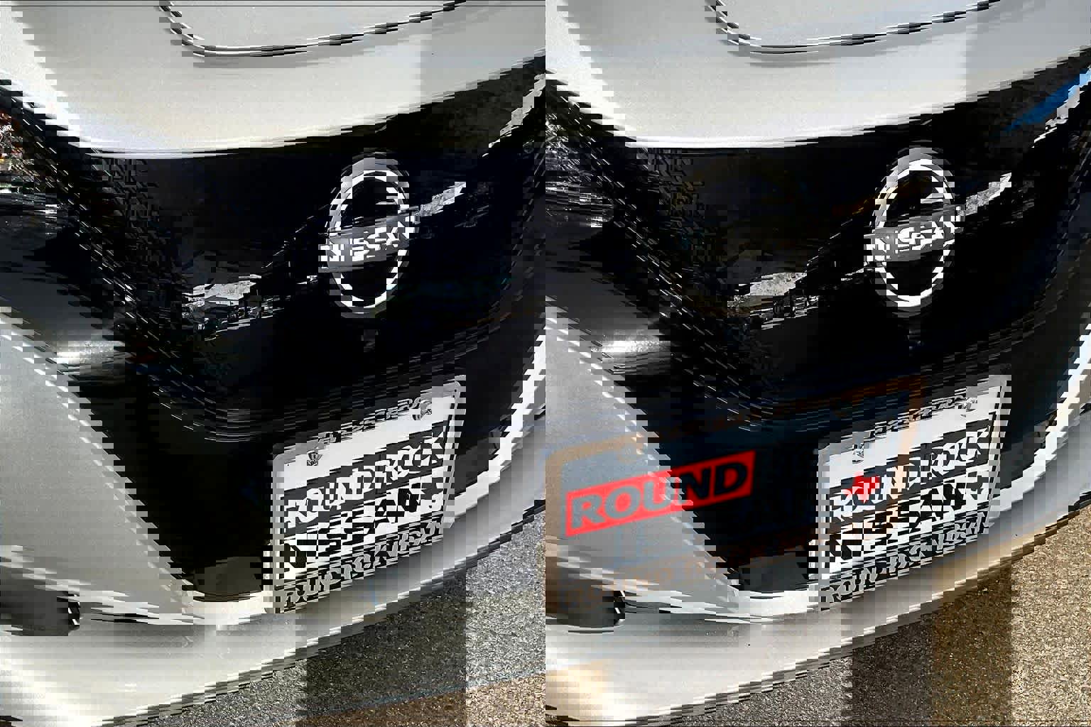 Used 2024 Nissan Leaf SV Plus image 28