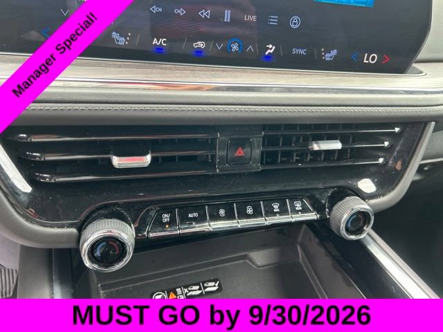 Used 2025 Chevrolet Suburban Z71 AWD/4WD image 25
