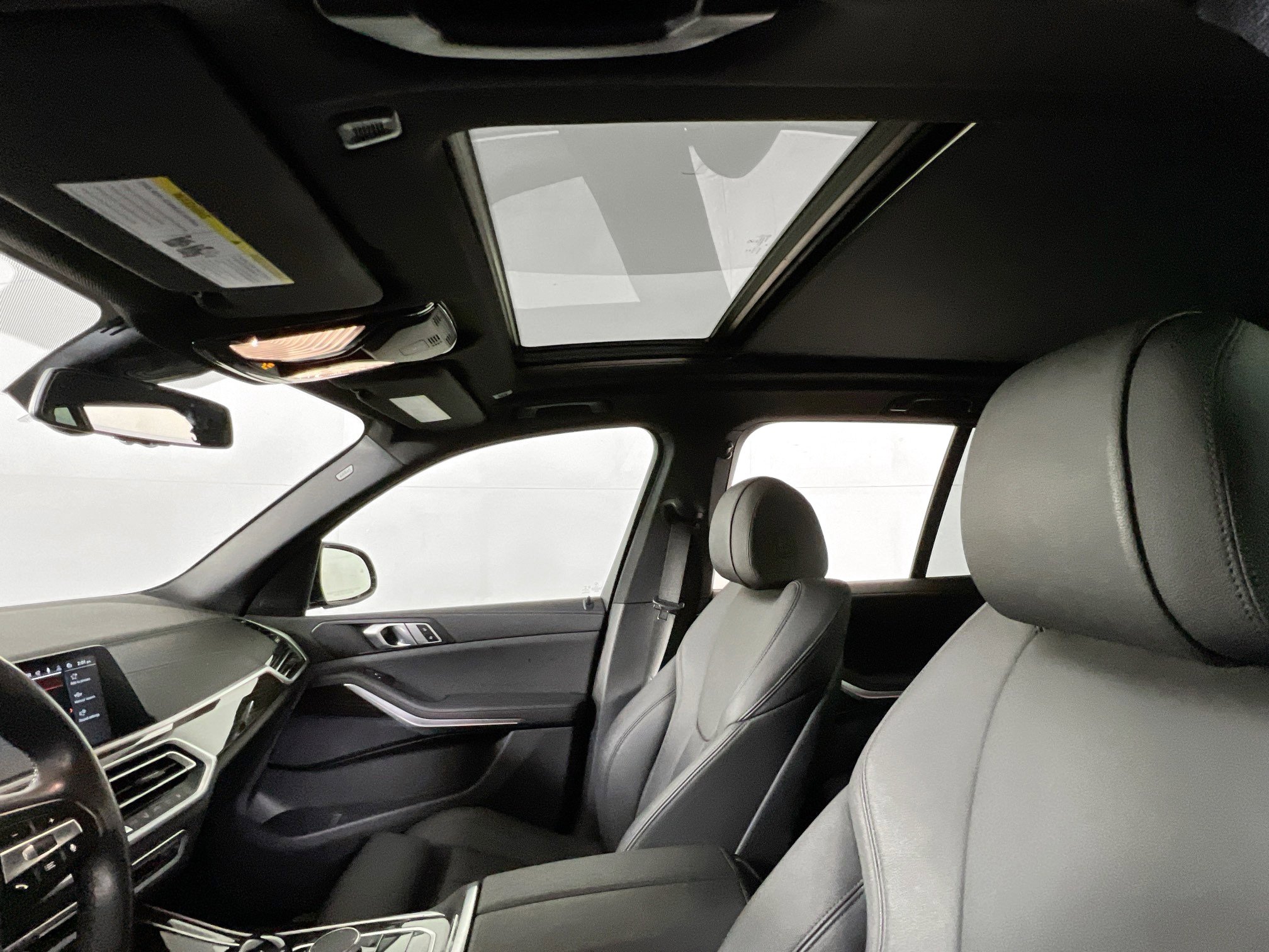 Used 2021 BMW X5 xDrive40i w/ Convenience Package AWD/4WD image 22