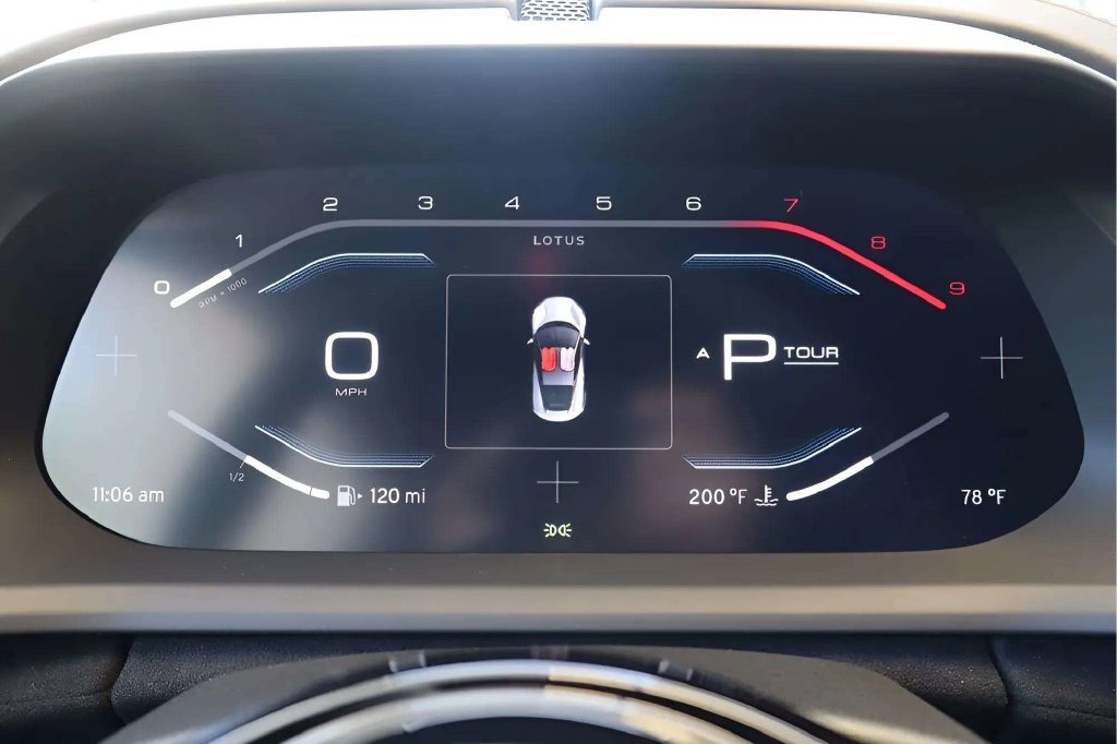Used 2025 Lotus Emira RWD image 19