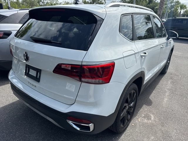 Used 2023 Volkswagen Taos SE w/ Panoramic Sunroof Package FWD image 13