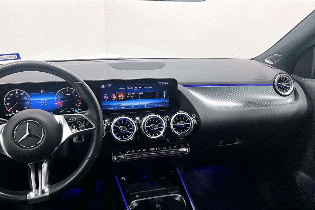 Used 2025 Mercedes-Benz GLA 250 4MATIC image 6