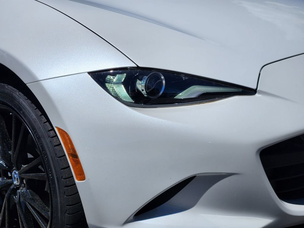 New 2026 MAZDA MX-5 Miata Club w/ Weather Package RWD image 28