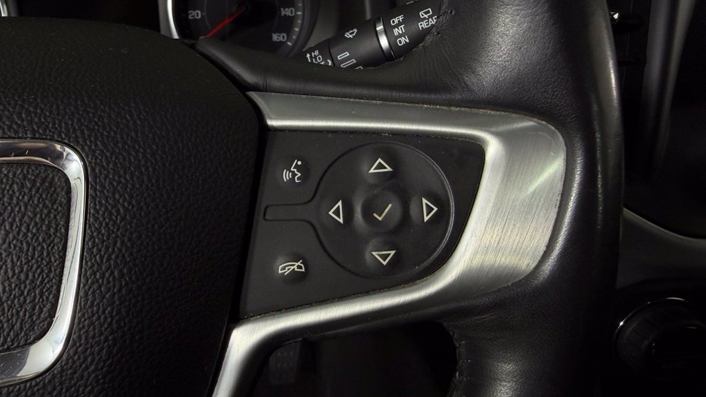 Used 2017 GMC Acadia SLE FWD image 19