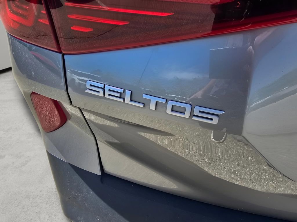 Used 2023 Kia Seltos EX AWD/4WD image 20