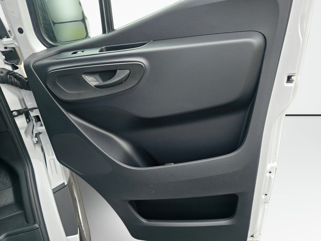 New 2026 Mercedes-Benz Sprinter 2500 image 18