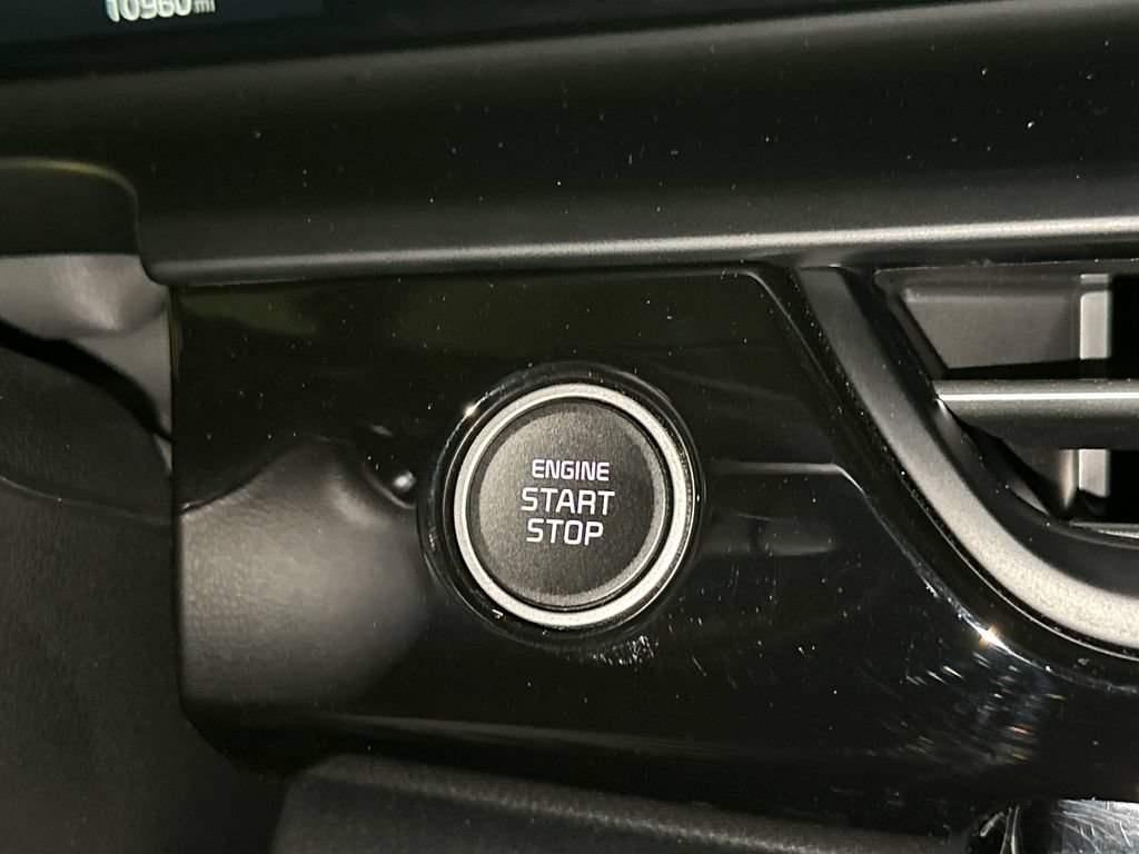 Certified 2024 Kia Seltos S AWD/4WD image 29