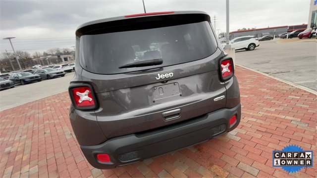 Used 2018 Jeep Renegade Latitude image 8