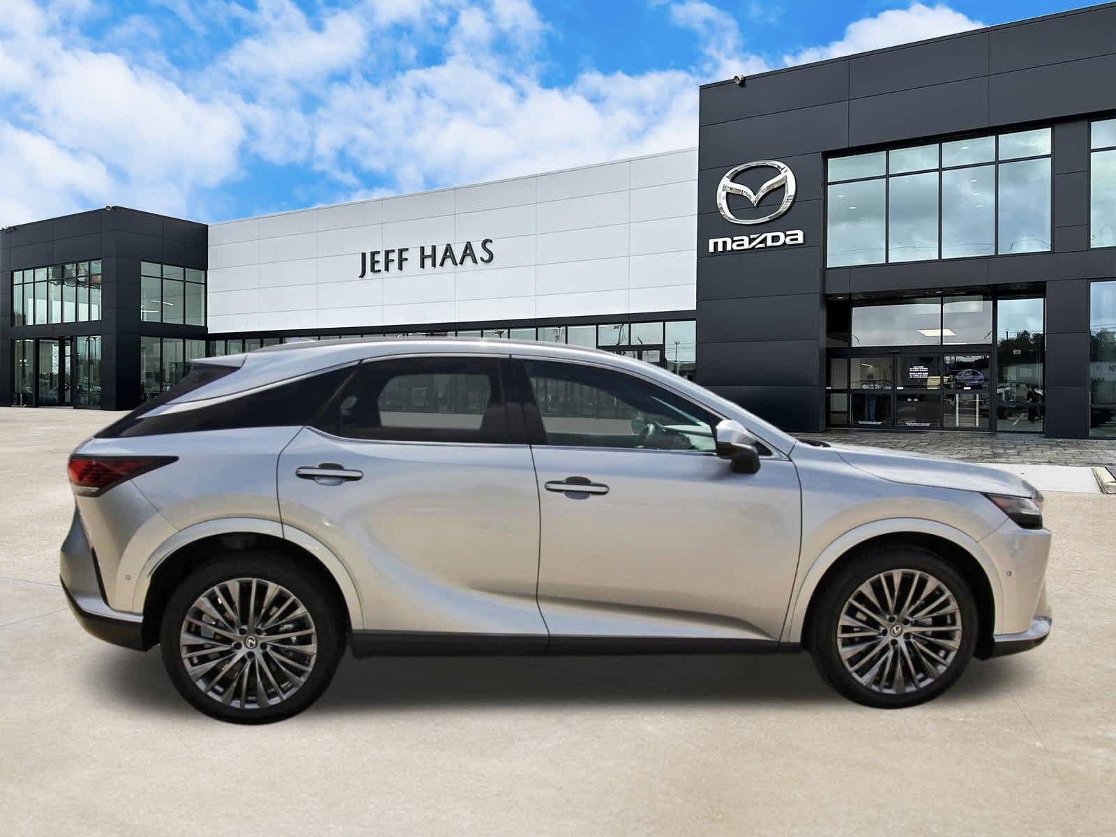 Used 2023 Lexus RX 350 FWD w/ Cold Area Package image 5