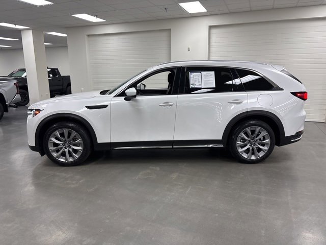 Used 2024 MAZDA CX-90 3.3 Turbo w/ Premium Plus Pkg image 4