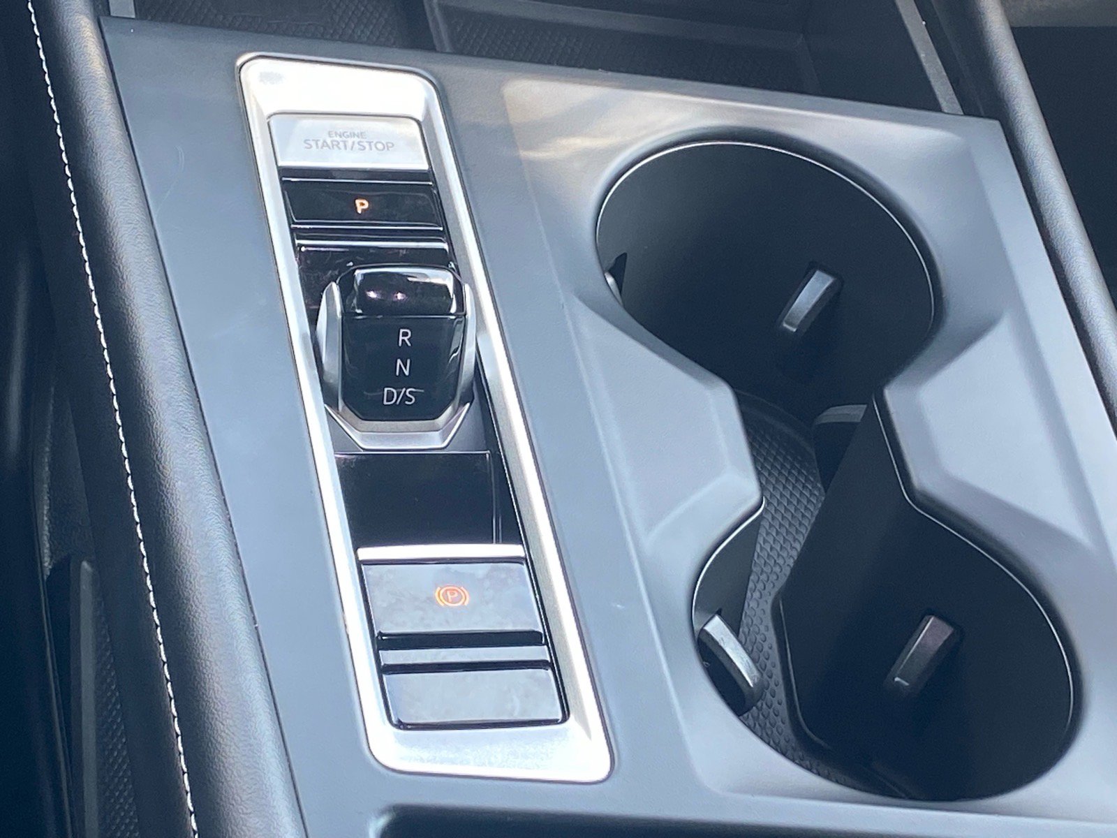 Certified 2024 Volkswagen Atlas SE AWD/4WD image 11