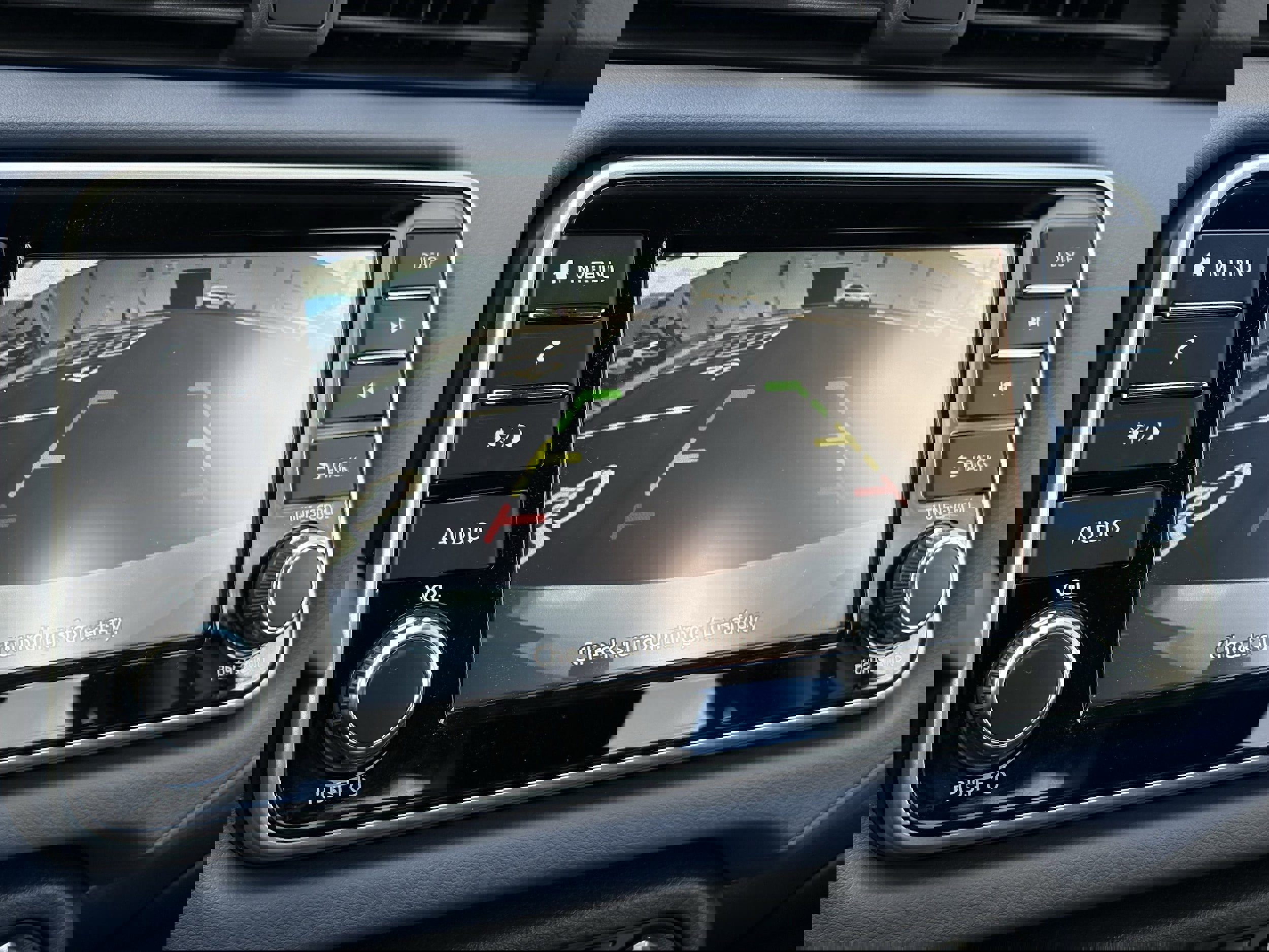 Used 2024 Nissan Versa SV w/ Trunk Package image 25