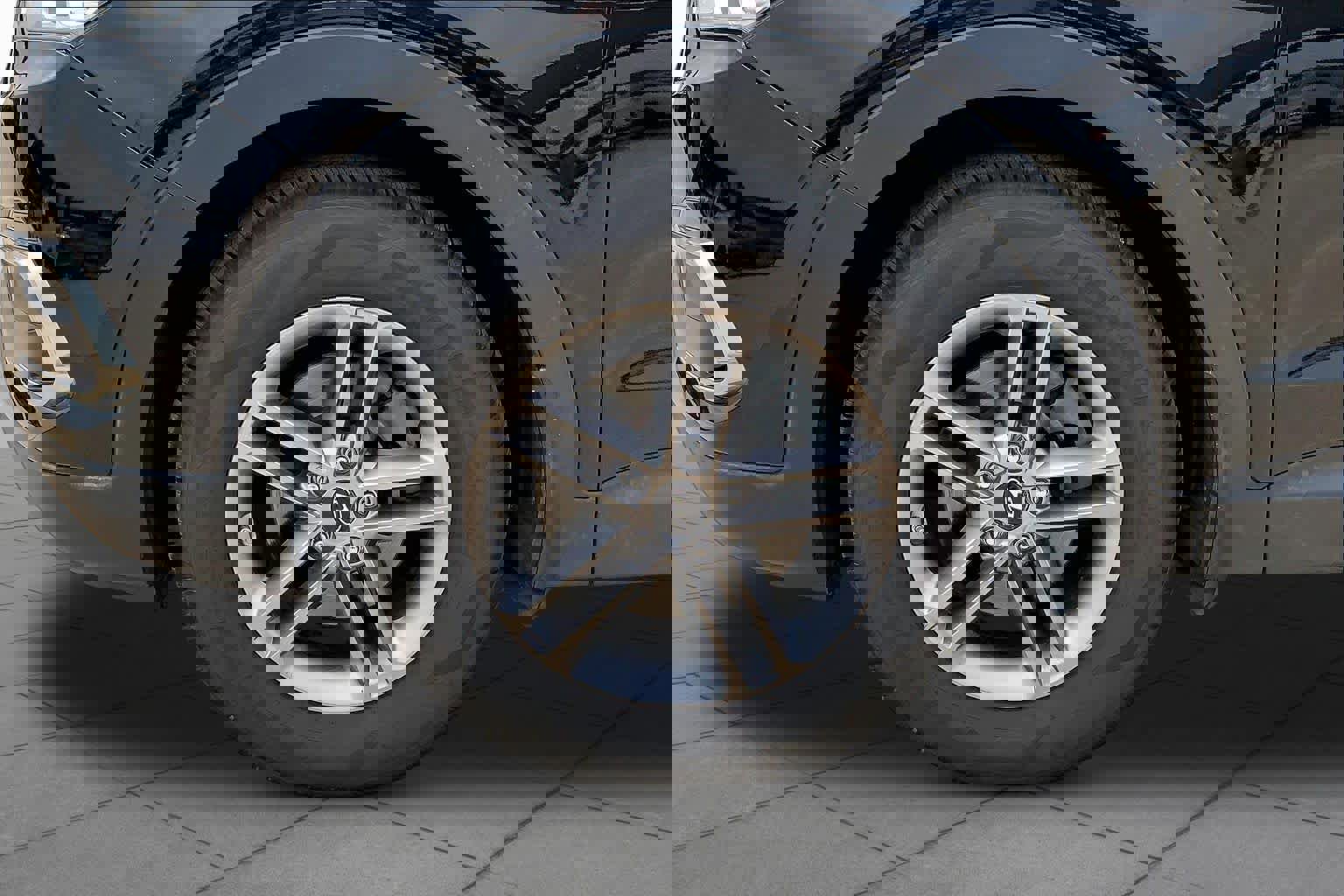 Used 2017 Hyundai Santa Fe Sport w/ Cargo Package AWD/4WD image 11