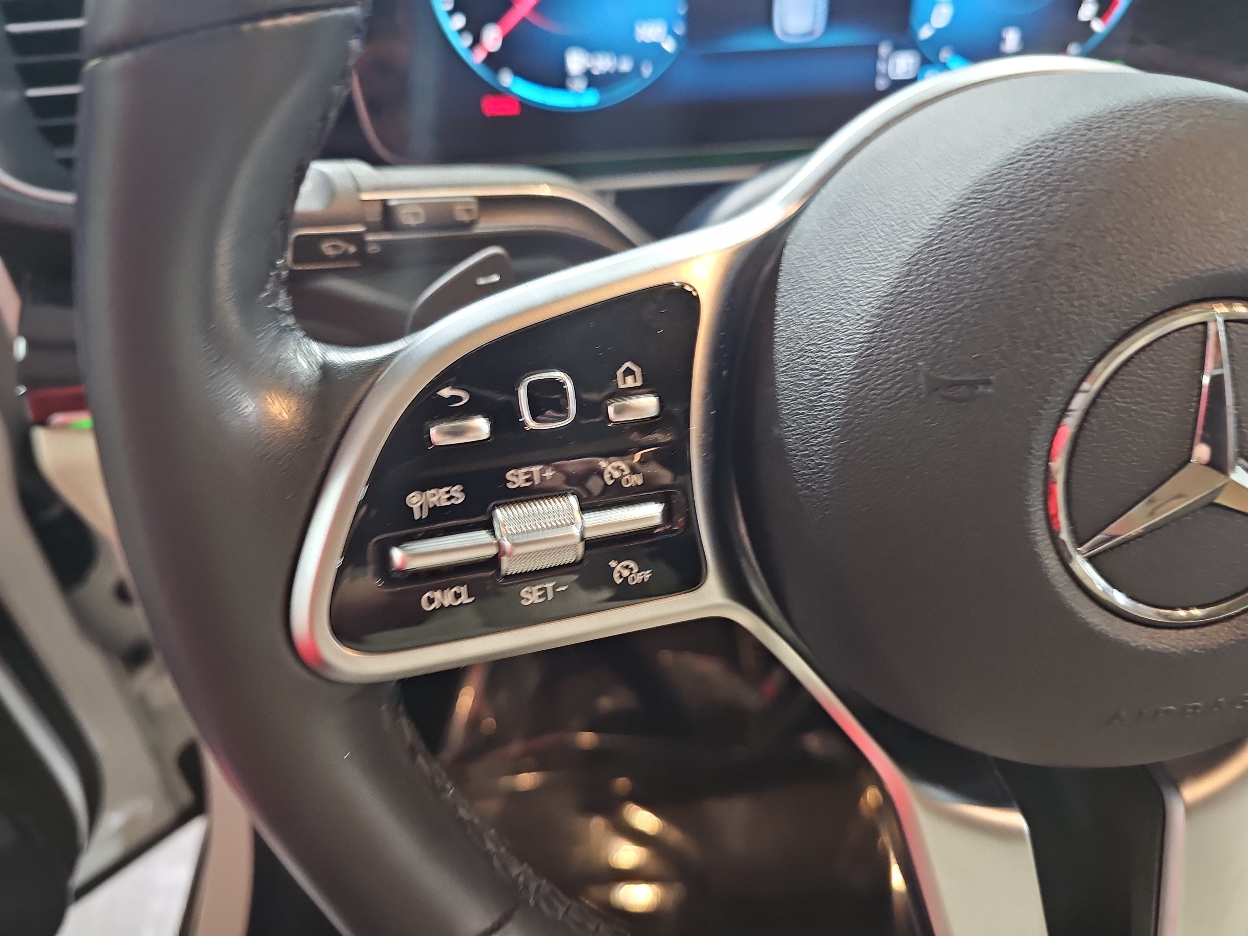 Certified 2022 Mercedes-Benz GLE 350 4MATIC image 17