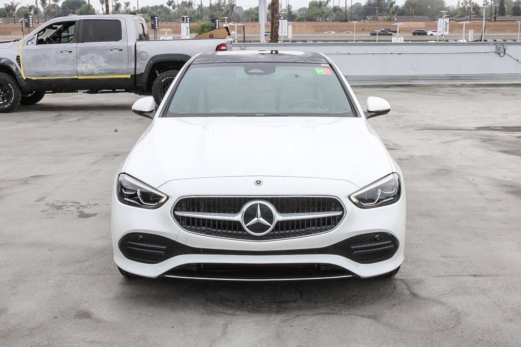 Used 2023 Mercedes-Benz C 300 Sedan image 3