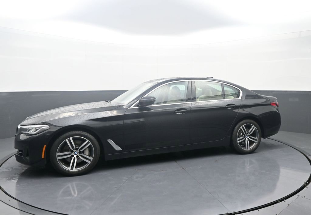 Used 2023 BMW 530i xDrive w/ Convenience Package AWD/4WD image 4