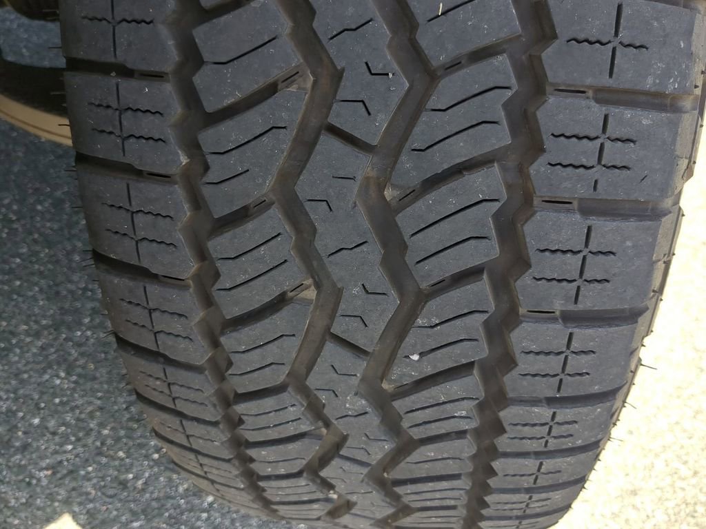 Used 2025 RAM 1500 Limited w/ Off Road Group image 12