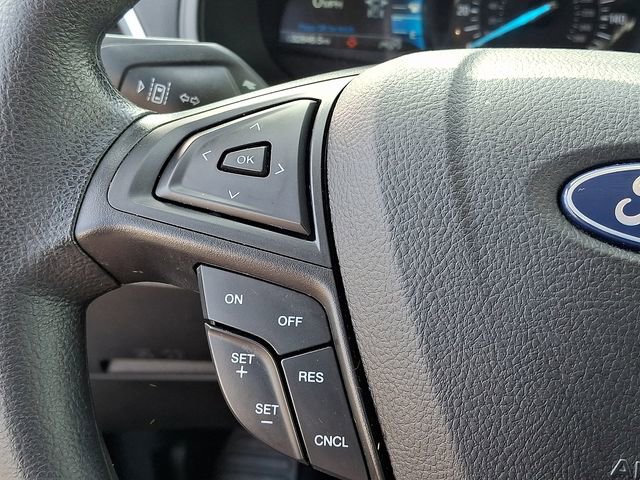 Used 2022 Ford Edge SE image 17