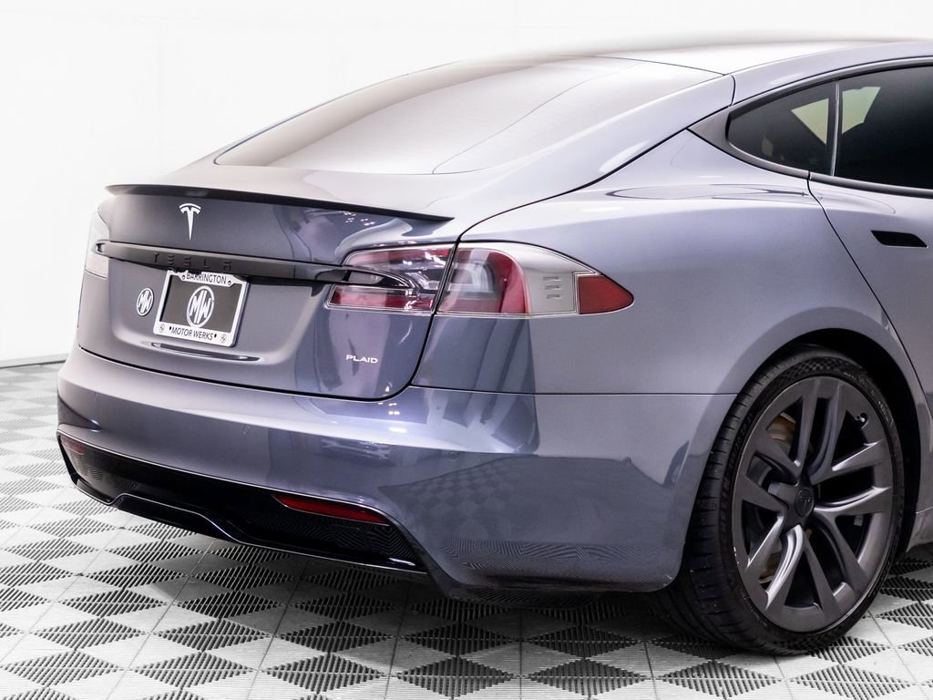Used 2021 Tesla Model S Plaid image 34