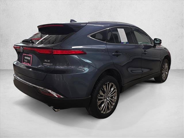 Used 2023 Toyota Venza XLE AWD/4WD image 5