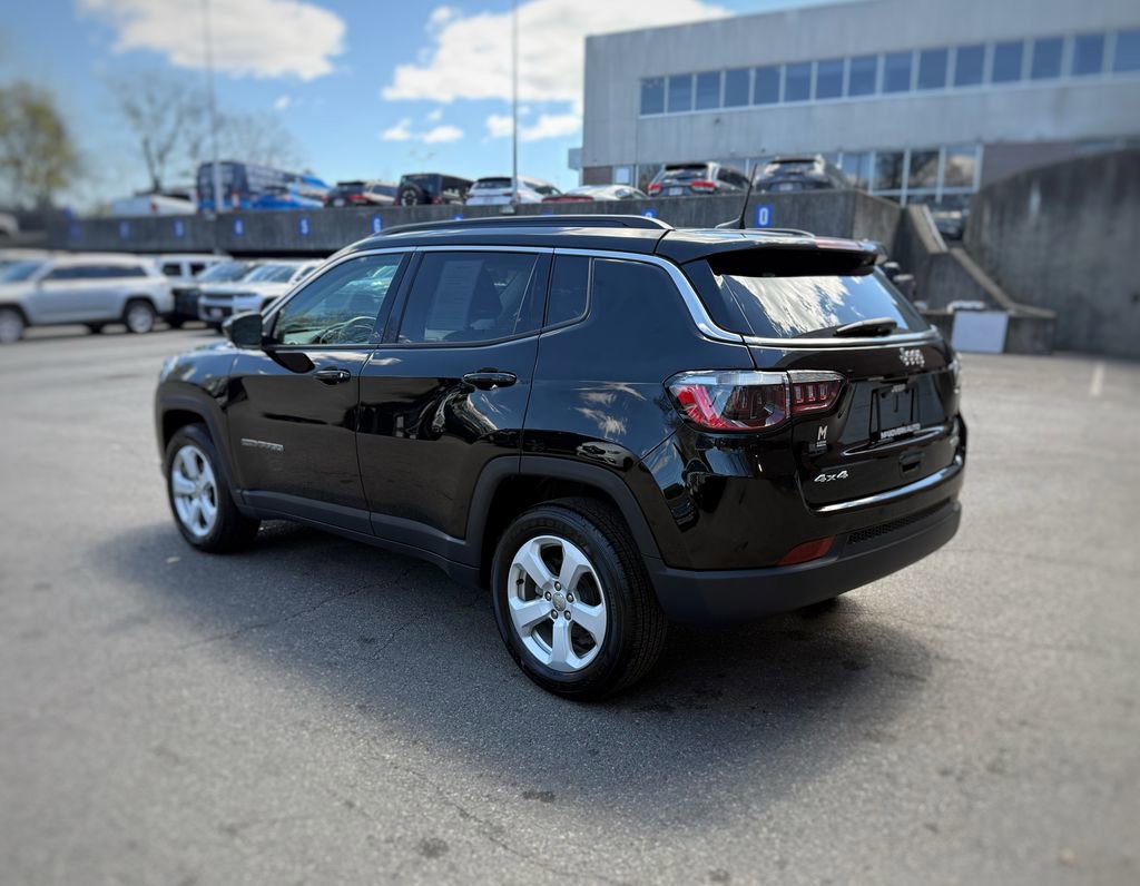 Used 2021 Jeep Compass Latitude w/ Convenience Group AWD/4WD image 12