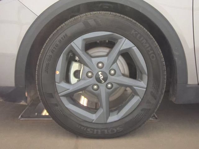 Used 2026 Kia K4 FWD image 21