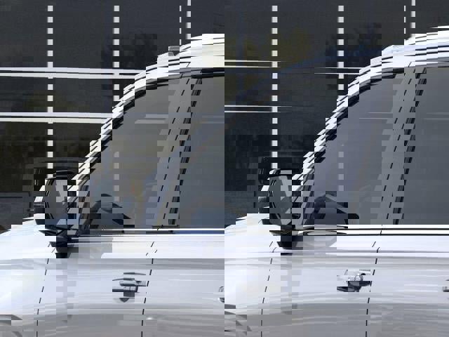 New 2026 Chevrolet Suburban LS image 12