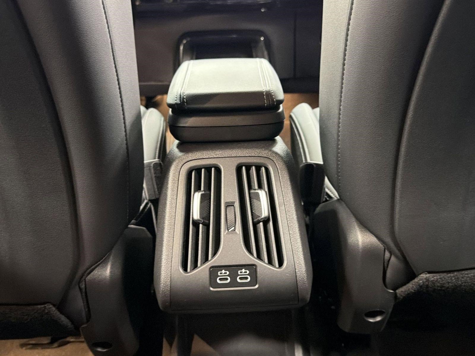 Used 2025 BMW X1 xDrive28i w/ Convenience Package image 32