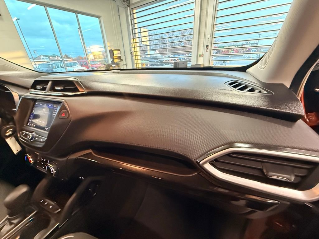 Used 2021 Chevrolet TrailBlazer LS image 16