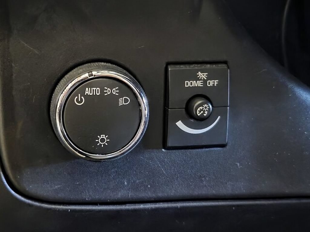 Used 2024 Chevrolet Express 3500 LT w/ LT Preferred Equipment Group RWD image 7