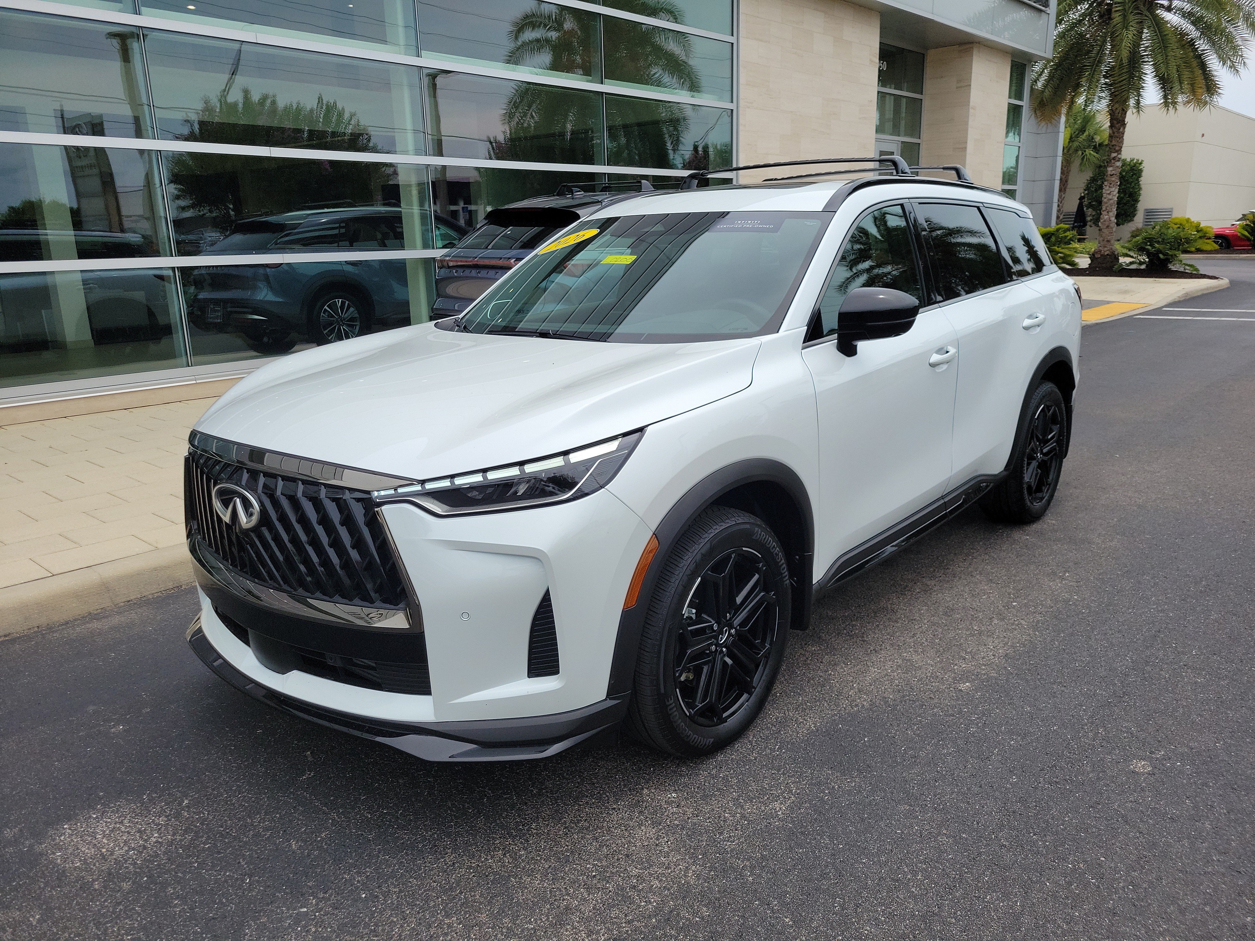 Certified 2026 INFINITI QX60 Sport w/ Dark Cargo Package AWD/4WD image 8