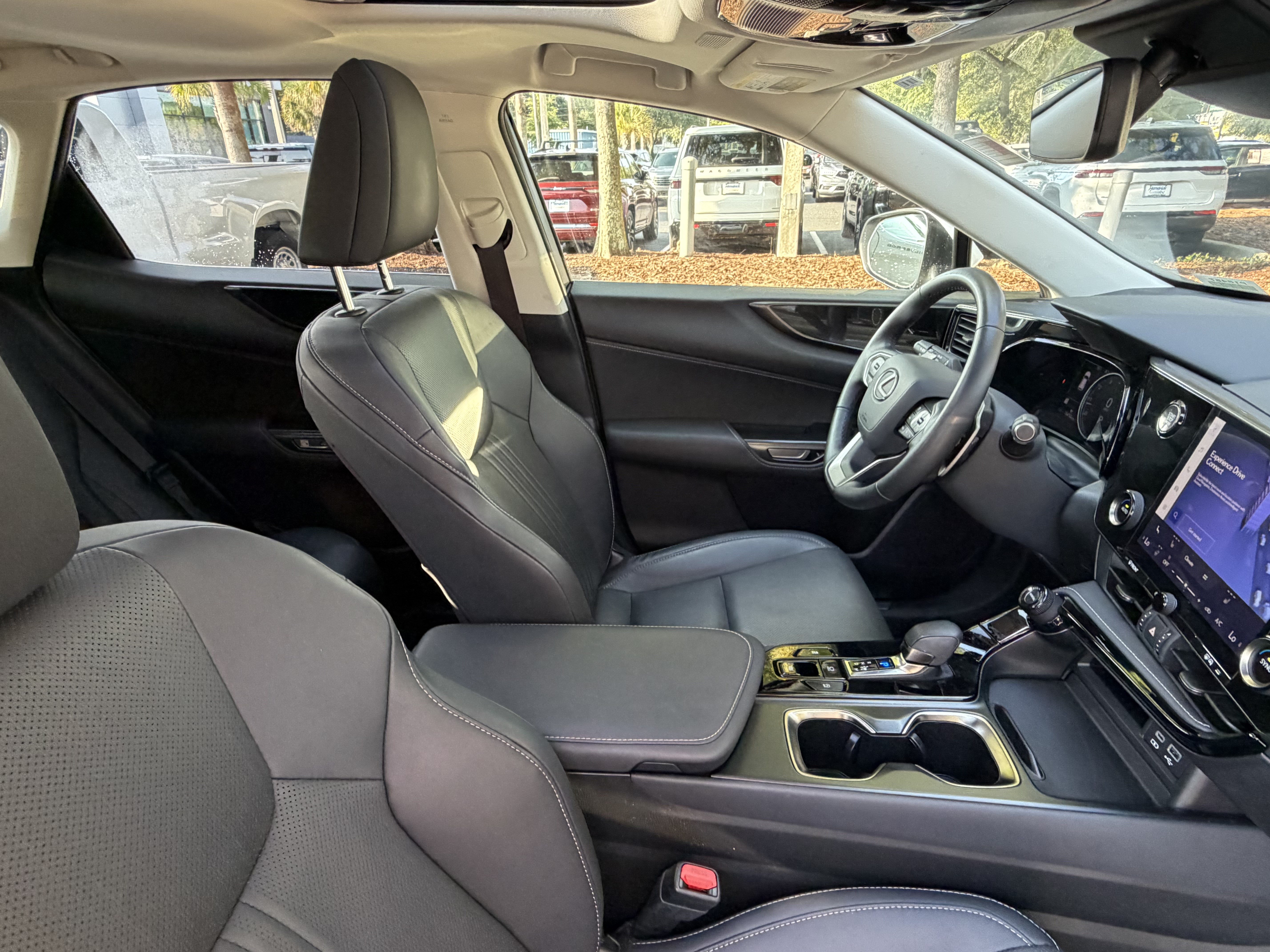Used 2024 Lexus NX 250 FWD w/ Cold Area Package image 45