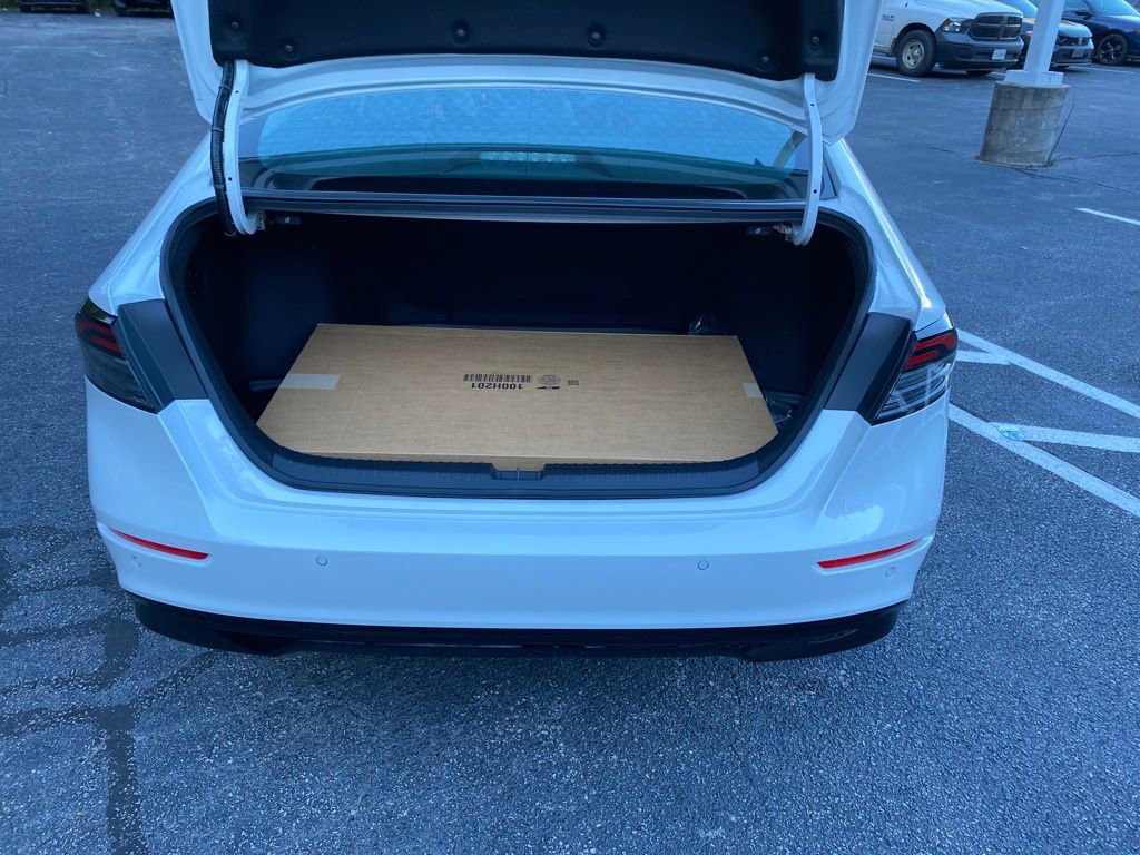 New 2025 Honda Accord EX-L image 8