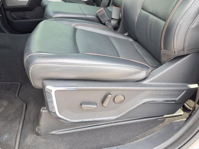 Used 2024 Ford F350 Lariat image 17