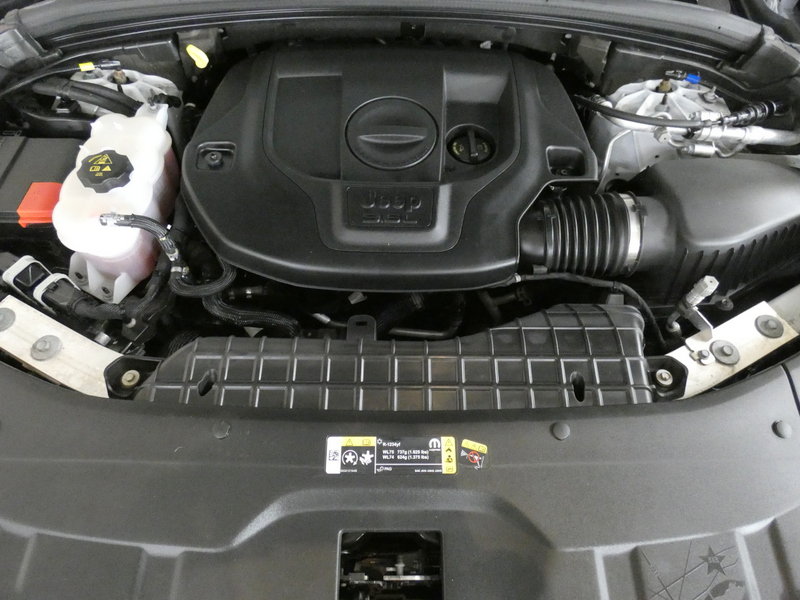 Used 2022 Jeep Grand Cherokee Trailhawk w/ Advanced Protech Group II AWD/4WD image 32