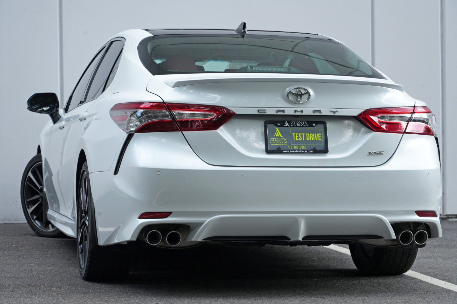 Used 2019 Toyota Camry XSE FWD image 5