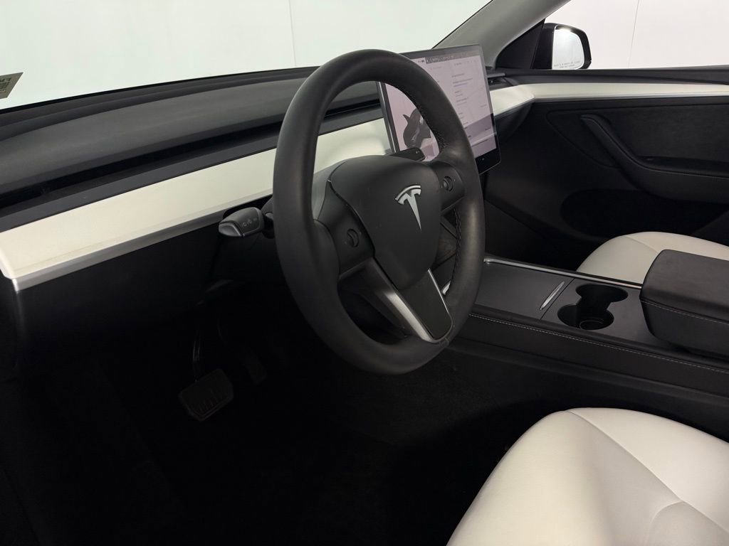 Used 2024 Tesla Model Y Long Range image 20