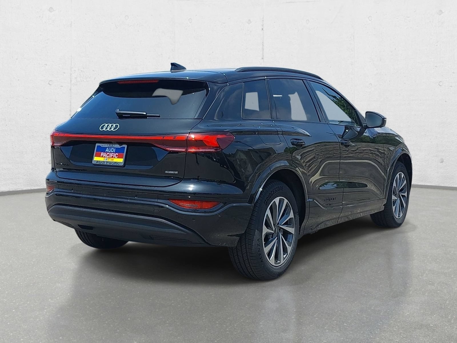 New 2027 Audi Q6 e-tron Premium AWD/4WD image 5